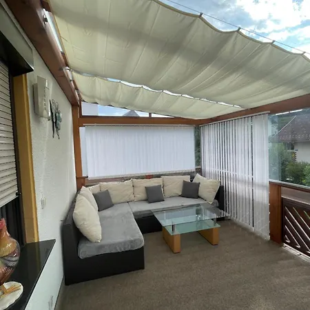 Apartman - 80qm - Mit Grosser Loggia Und Balkon