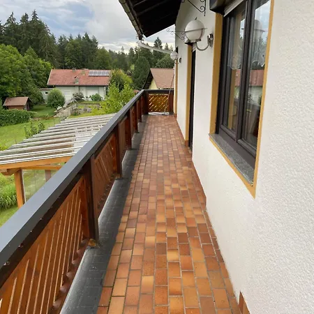 - 80qm - Mit Grosser Loggia Und Balkon Apartman